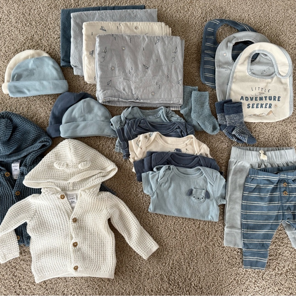 Carter’s Blue Layette Set